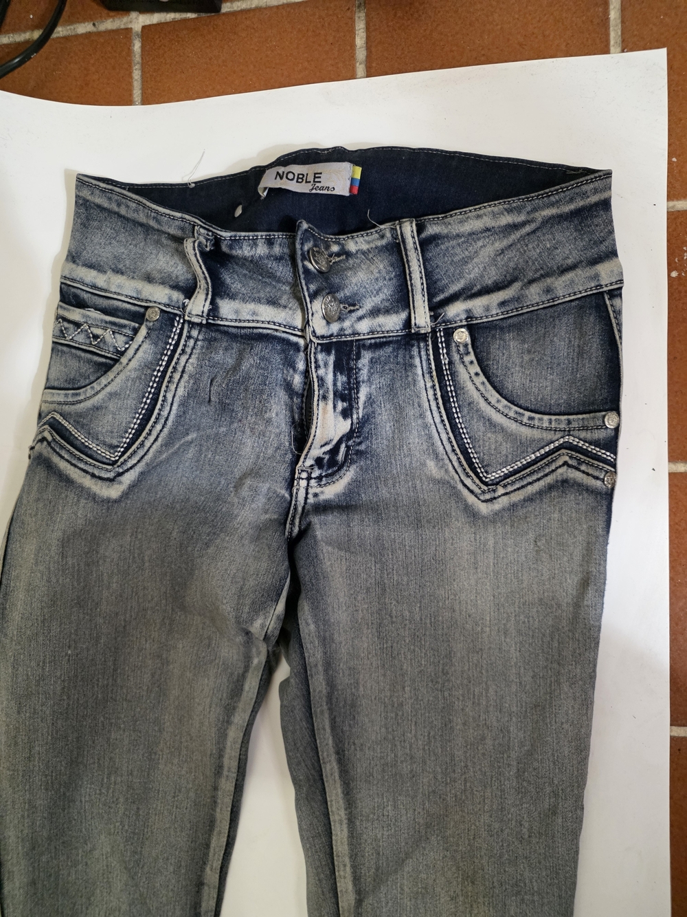 Women's Light Gray Washed Skinny Jeans Size 5